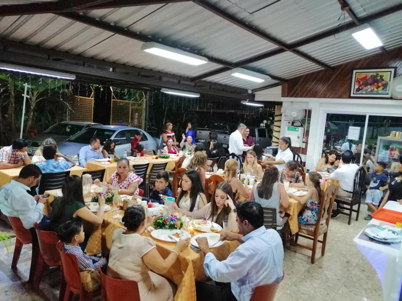 Sun Place Hosteria Las Tunas Zewnętrze zdjęcie